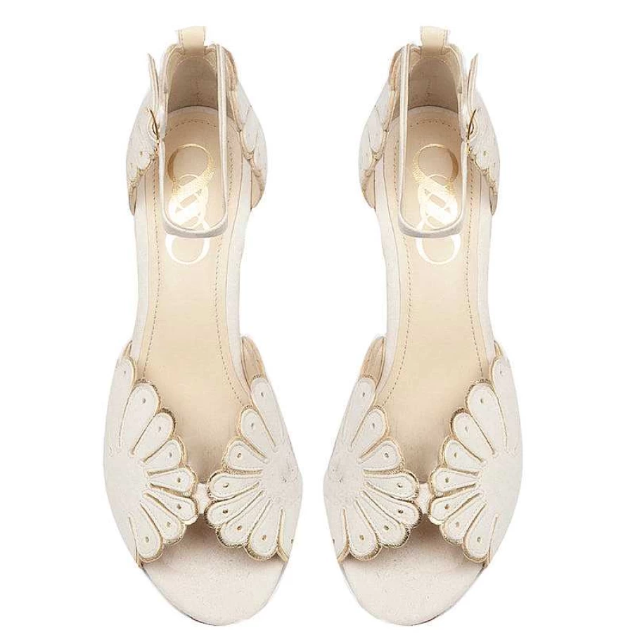 Chamberlan Women's Cabourg White Sandals – Stylish & Comfortable Beach Footwear