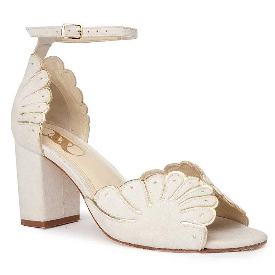 Chamberlan Women's Cabourg White Sandals – Stylish & Comfortable Beach Footwear