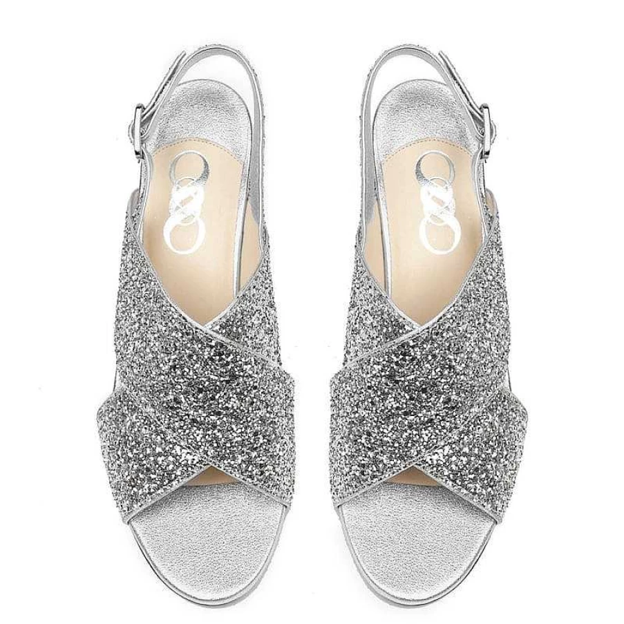 Chamberlan Women's Tres Beau Rivage Silver Sandals - Elegant Beach Footwear