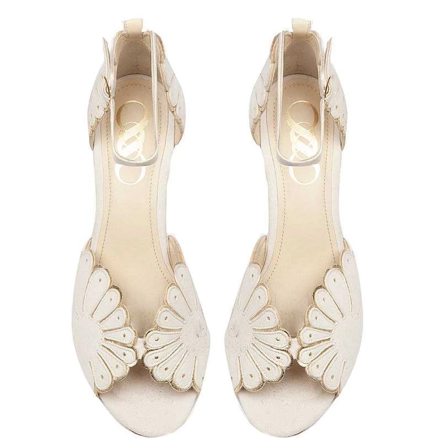 Chamberlan Women's Cabourg White Sandals - Elegant Dunes Collection
