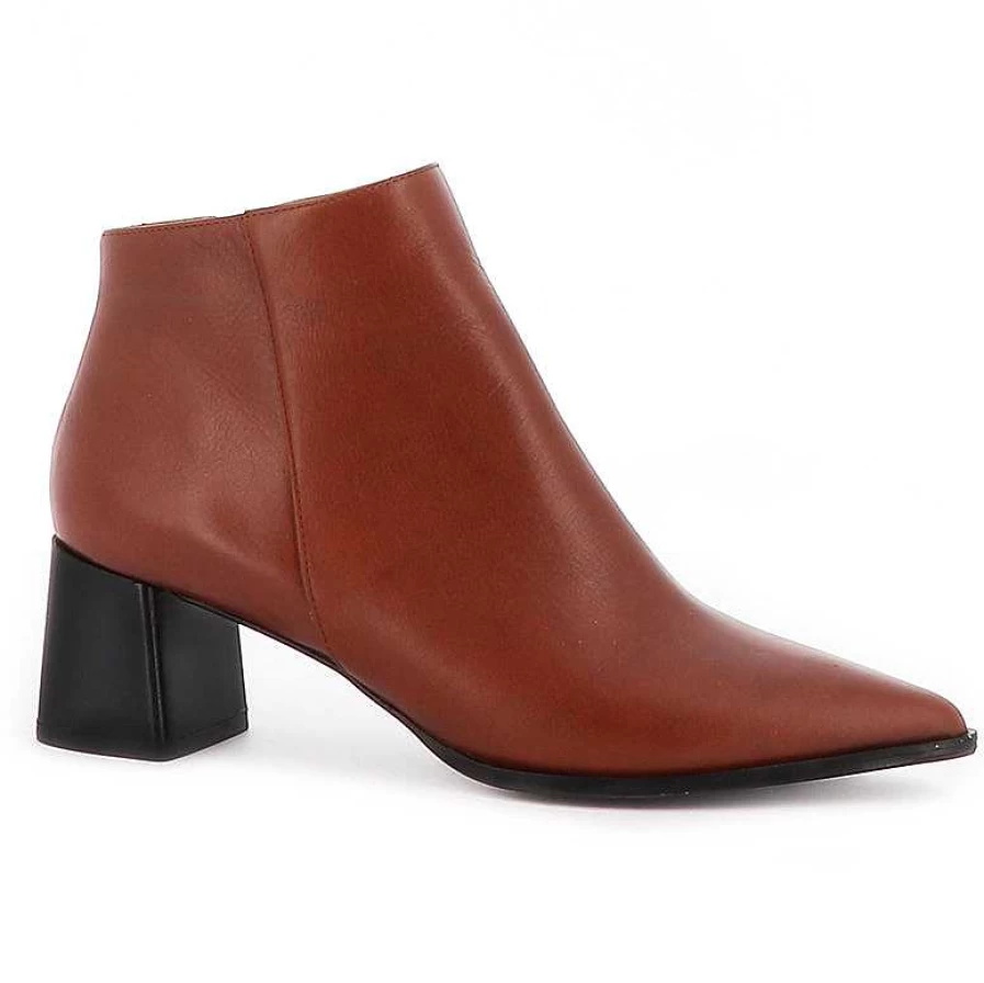 Chamberlan Women's Alma Cognac Leather Ankle Boots for Style and Comfort